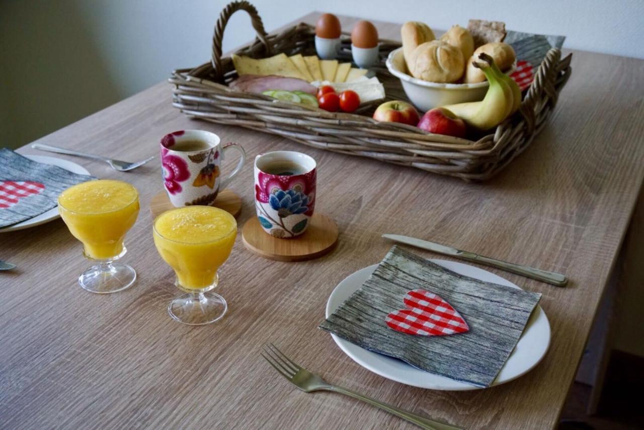B & B De Gouwe Plek Hoogwoud Exteriör bild